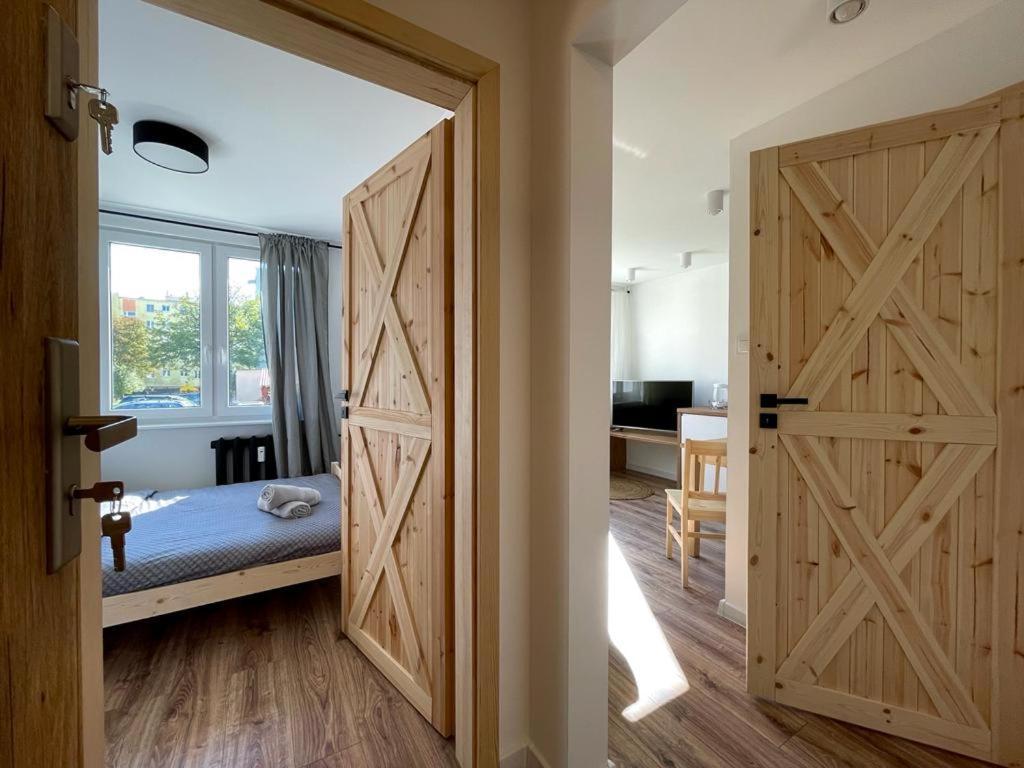 Niron Apartament Ludowa Pila Ngoại thất bức ảnh
