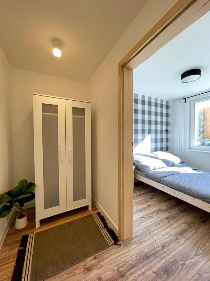 Niron Apartament Ludowa Pila Ngoại thất bức ảnh