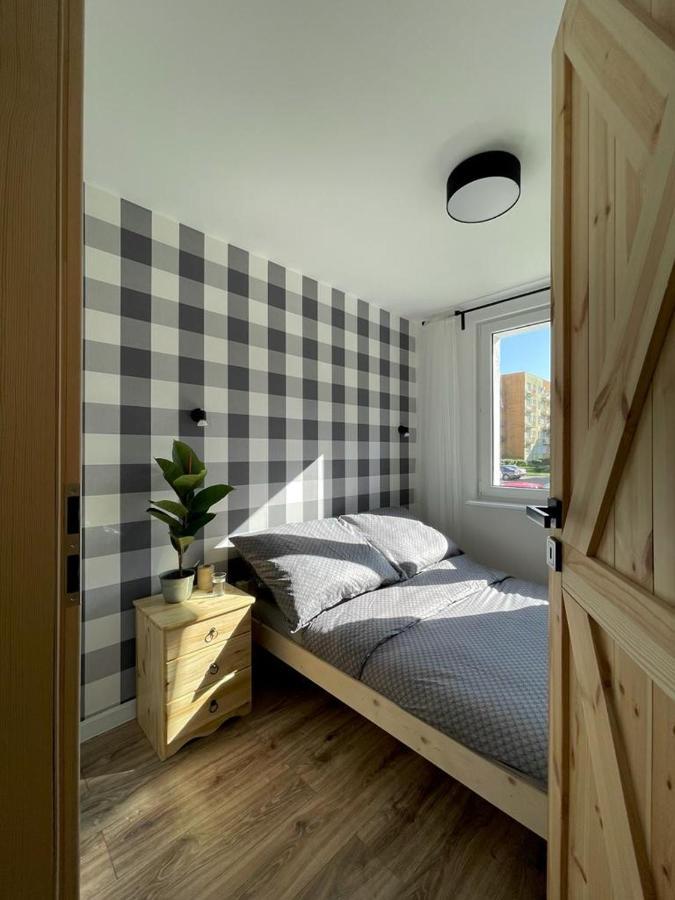 Niron Apartament Ludowa Pila Ngoại thất bức ảnh