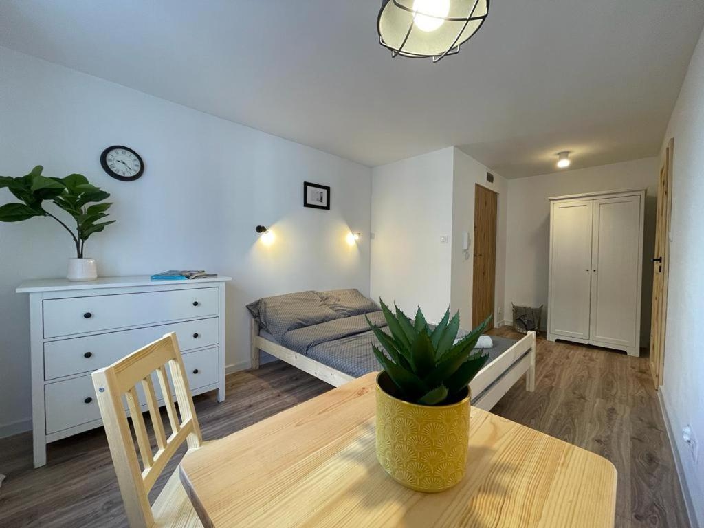 Niron Apartament Ludowa Pila Ngoại thất bức ảnh